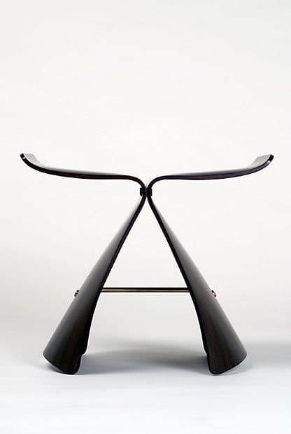Le Butterfly Stool de Yanagi : l'Occident plié à la japonaise